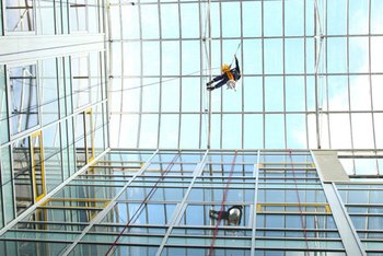 Höhenarbeit - Ausbildung Arbeiten im Seil inkl. Einweisung in die PSA Kat. 3 - gemäß Art. 116 und Anhang XXI des GVD 81/2008; Basismodul und Modul A